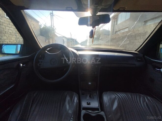Mercedes C 200 1995, 400,000 km - 2.0 l - Bakı