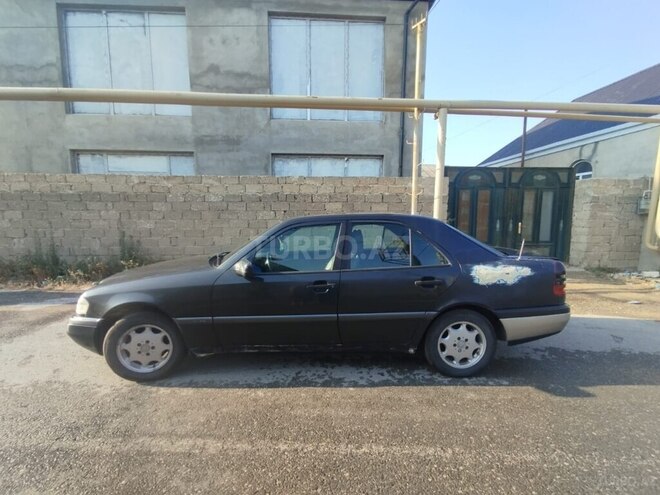 Mercedes C 200 1995, 400,000 km - 2.0 l - Bakı
