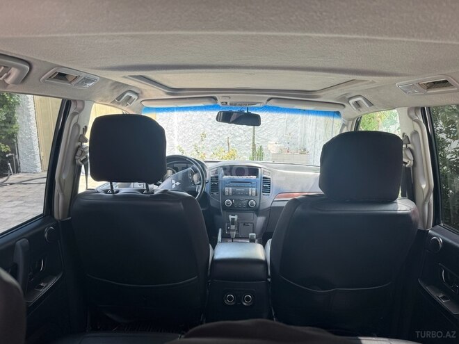 Mitsubishi Pajero 2007, 233,500 km - 3.8 l - Bakı