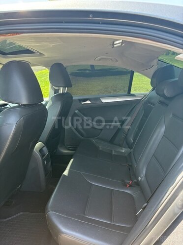 Volkswagen Jetta 2016, 180,000 km - 1.8 l - Bakı