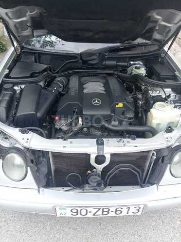 Mercedes E 240 1999, 410,000 km - 2.4 л - Bakı
