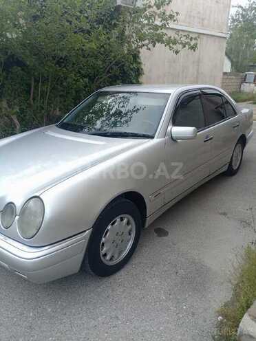 Mercedes E 240 1999, 410,000 km - 2.4 л - Bakı