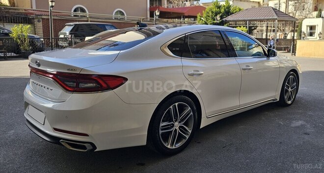 Hyundai Grandeur 2017, 178,300 km - 2.2 л - Bakı