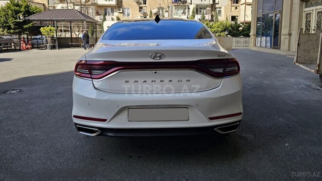 Hyundai Grandeur 2017, 178,300 km - 2.2 л - Bakı