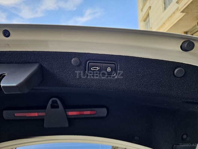 Hyundai Grandeur 2017, 178,300 km - 2.2 л - Bakı
