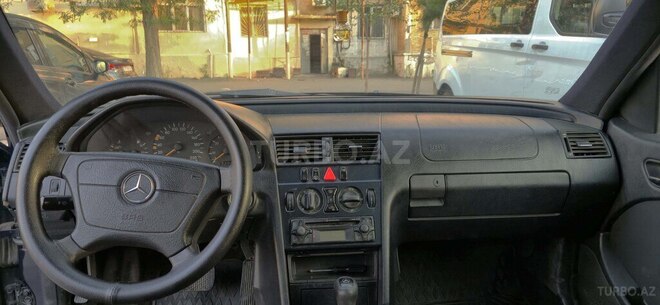 Mercedes C 220 d 2000, 420,000 km - 2.2 l - Bakı