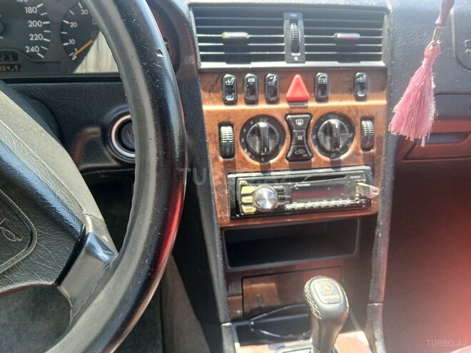 Mercedes C 200 1997, 364,000 km - 2.0 l - Bakı