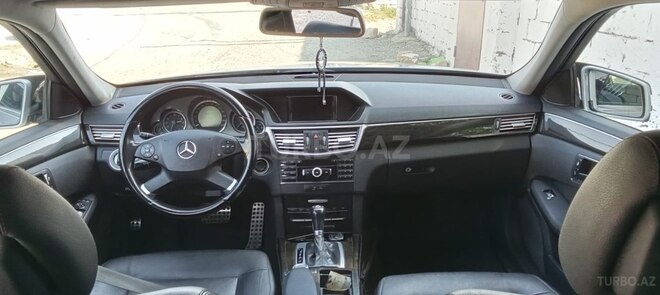 Mercedes E 220 d 2009, 333,134 km - 2.2 l - Bakı