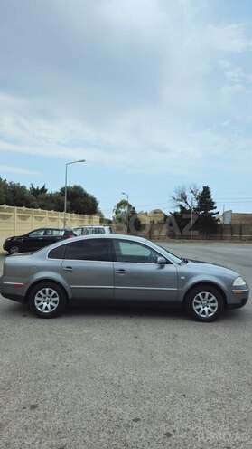 Volkswagen Passat 2002, 378,000 km - 1.8 l - Gəncə