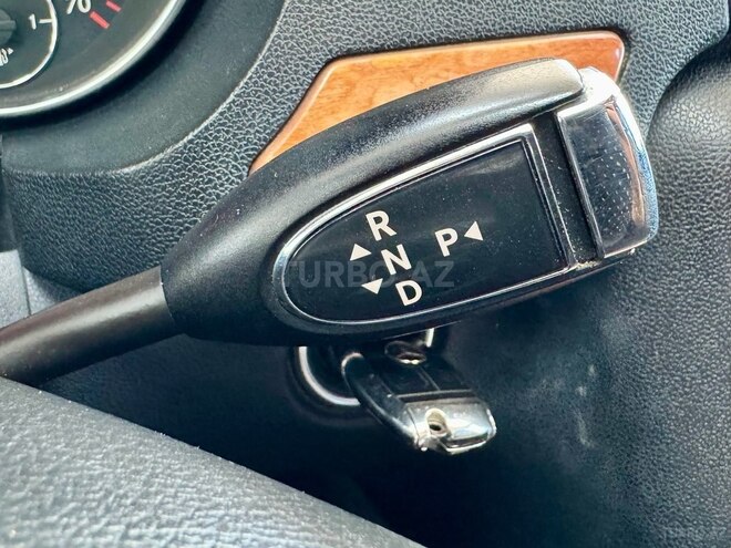 Mercedes R 350 2007, 204,000 km - 3.5 l - Bakı