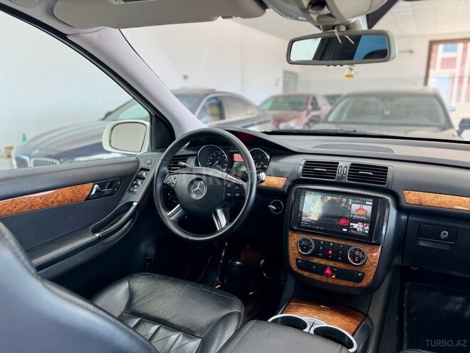 Mercedes R 350 2007, 204,000 km - 3.5 l - Bakı