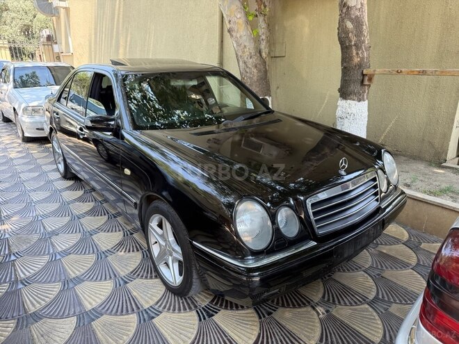 Mercedes E 240 1998, 333,000 km - 2.4 l - Bakı