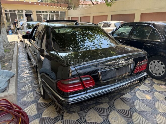 Mercedes E 240 1998, 333,000 km - 2.4 l - Bakı