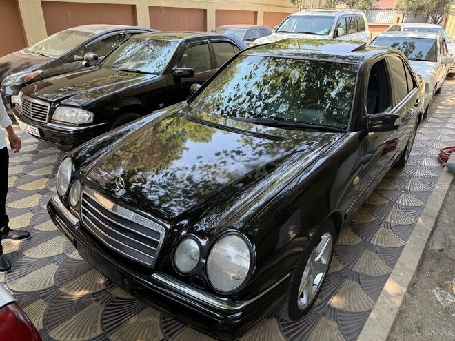 Mercedes E 240 1998, 333,000 km - 2.4 l - Bakı