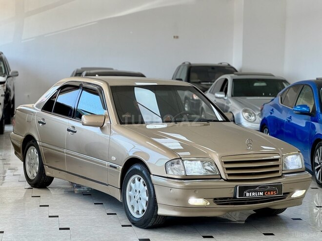 Mercedes C 240 2000, 294,000 km - 2.4 л - Bakı