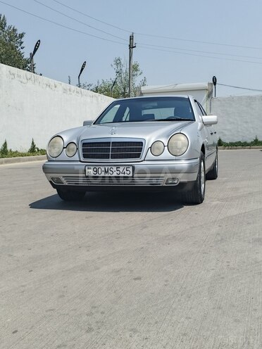 Mercedes E 200 1996, 290,571 km - 2.0 l - Beyləqan
