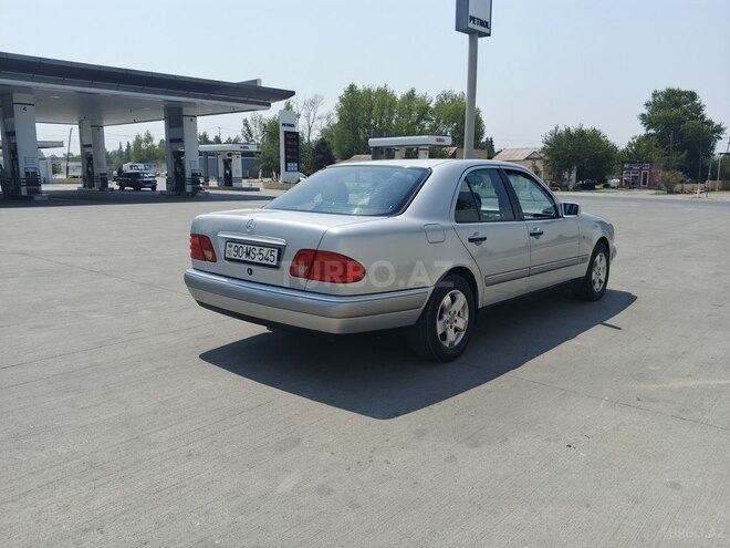 Mercedes E 200 1996, 290,571 km - 2.0 l - Beyləqan