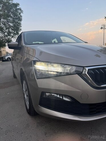 Skoda Rapid 2020, 150,000 km - 1.6 l - Bakı