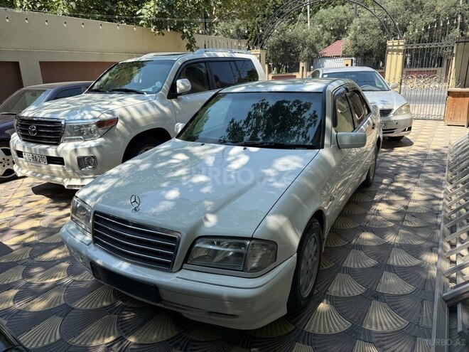Mercedes C 230 1998, 333,000 km - 2.3 l - Bakı