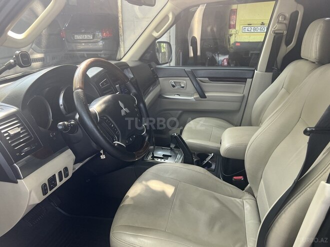 Mitsubishi Pajero 2012, 260,000 km - 3.5 l - Lənkəran