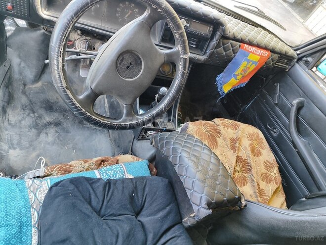 LADA (VAZ) 2107 1992, 552,232 km - 1.6 l - Quba