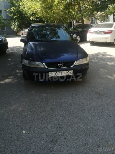 Opel Vectra 1997, 178,000 km - 1.8 l - Bakı