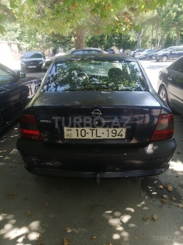 Opel Vectra 1997, 178,000 km - 1.8 l - Bakı