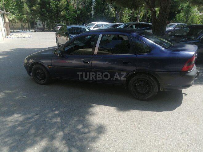 Opel Vectra 1997, 178,000 km - 1.8 l - Bakı