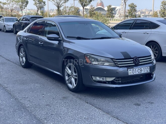 Volkswagen Passat (North America) 2015, 253,580 km - 1.8 l - Bakı