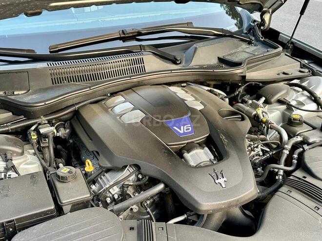 Maserati Quattroporte 2013, 33,000 km - 3.0 l - Bakı