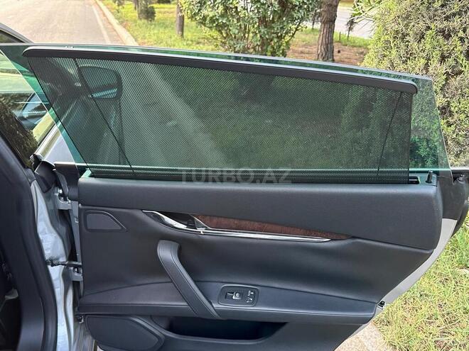 Maserati Quattroporte 2013, 33,000 km - 3.0 l - Bakı