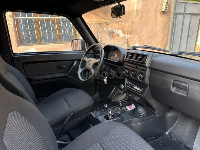 LADA (VAZ) Niva 2022, 30,000 km - 1.7 л - Gəncə