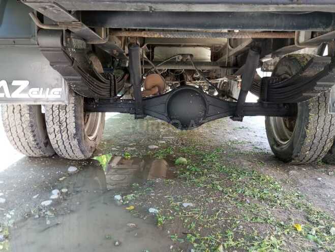 GAZ 3302-744 2009, 300,000 km - 2.5 l - Quba