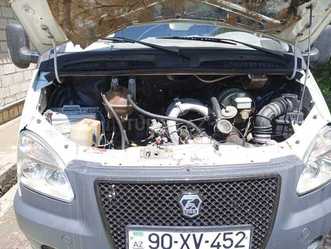 GAZ 3302-744 2009, 300,000 km - 2.5 l - Quba