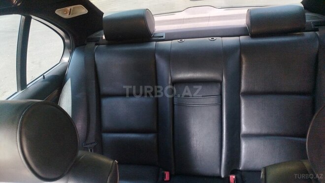 BMW 523 1997, 580,000 km - 2.5 l - Qusar