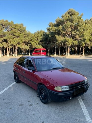 Opel Astra 1992, 321,000 km - 2.0 l - Sumqayıt