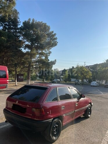 Opel Astra 1992, 321,000 km - 2.0 l - Sumqayıt