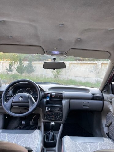 Opel Astra 1992, 321,000 km - 2.0 l - Sumqayıt