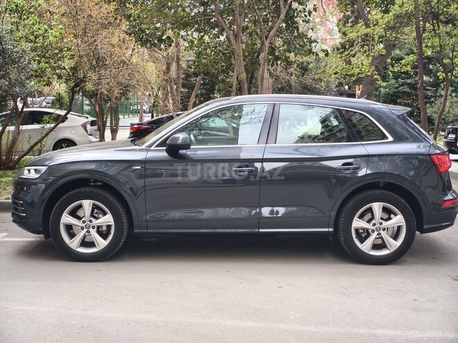 Audi Q5 2017, 30,000 km - 2.0 l - Bakı