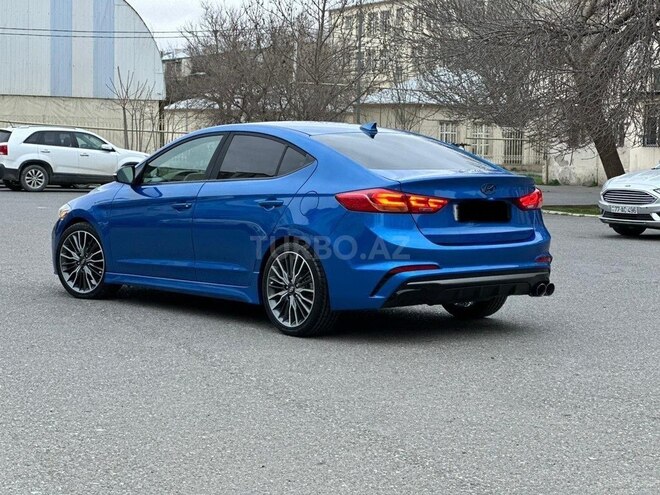Hyundai Elantra 2017, 128,748 km - 1.6 л - Bakı