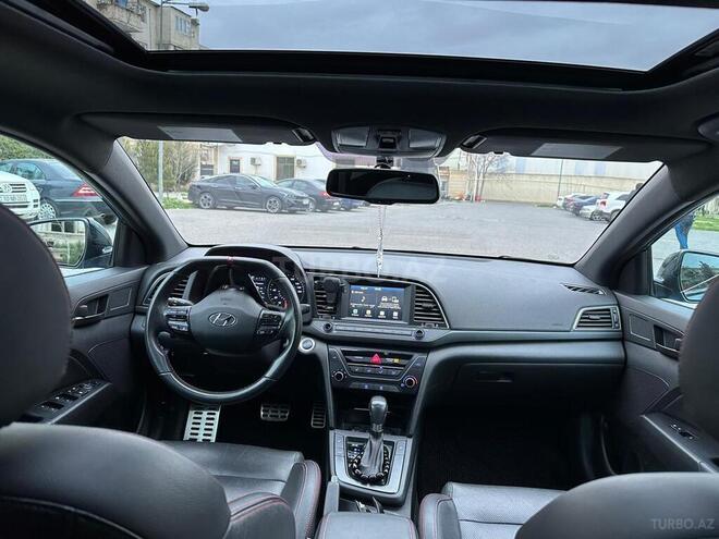 Hyundai Elantra 2017, 128,748 km - 1.6 л - Bakı