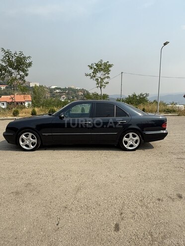 Mercedes E 270 2000, 287,908 km - 2.7 l - Gəncə