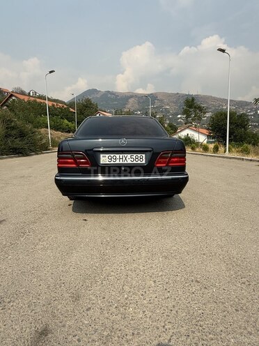 Mercedes E 270 2000, 287,908 km - 2.7 l - Gəncə