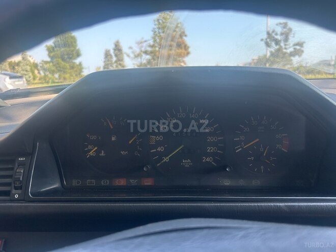 Mercedes E 200 d 1990, 416,000 km - 2.0 l - Bakı