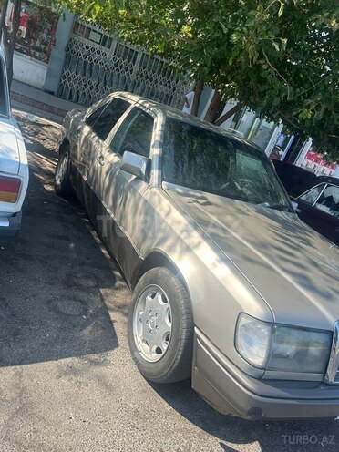 Mercedes E 200 d 1990, 416,000 km - 2.0 l - Bakı