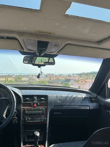 Mercedes C 280 1997, 354,000 km - 2.8 l - Bakı