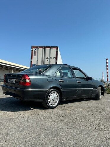 Mercedes C 280 1997, 354,000 km - 2.8 l - Bakı