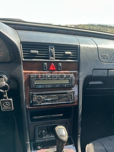 Mercedes C 280 1997, 354,000 km - 2.8 l - Bakı