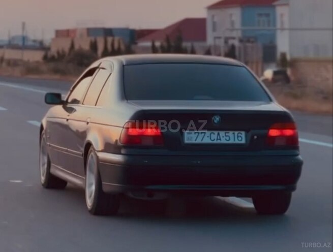 BMW 523 1997, 580,000 km - 2.5 l - Qusar
