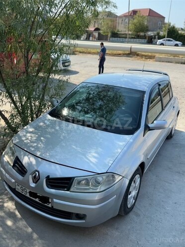 Renault Megane-1